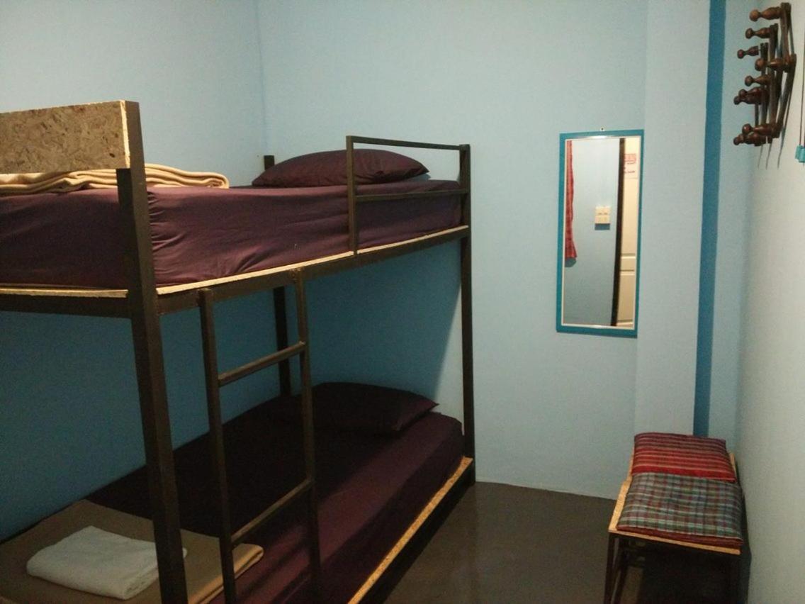 J Giant Hostel Чіангмай Екстер'єр фото